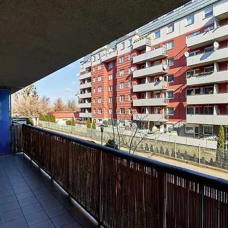 Apartment Spizowa Z Balkonem By Renters