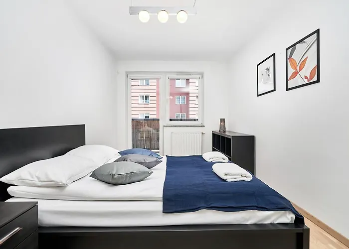 Apartment Spizowa Z Balkonem By Renters