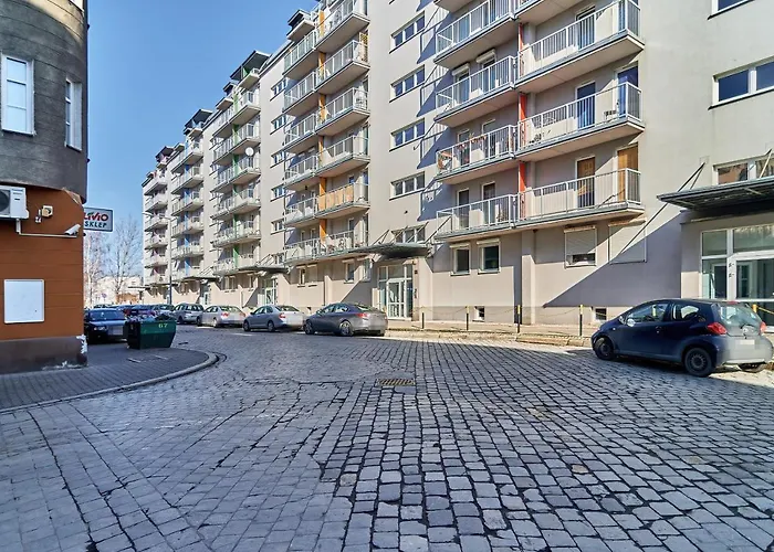 Apartament Spiżowa With Balcony By Renters Wrocław